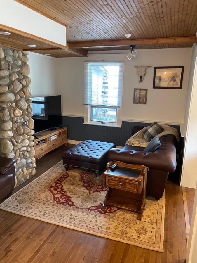 Three Peaks Banff Villa Ngoại thất bức ảnh